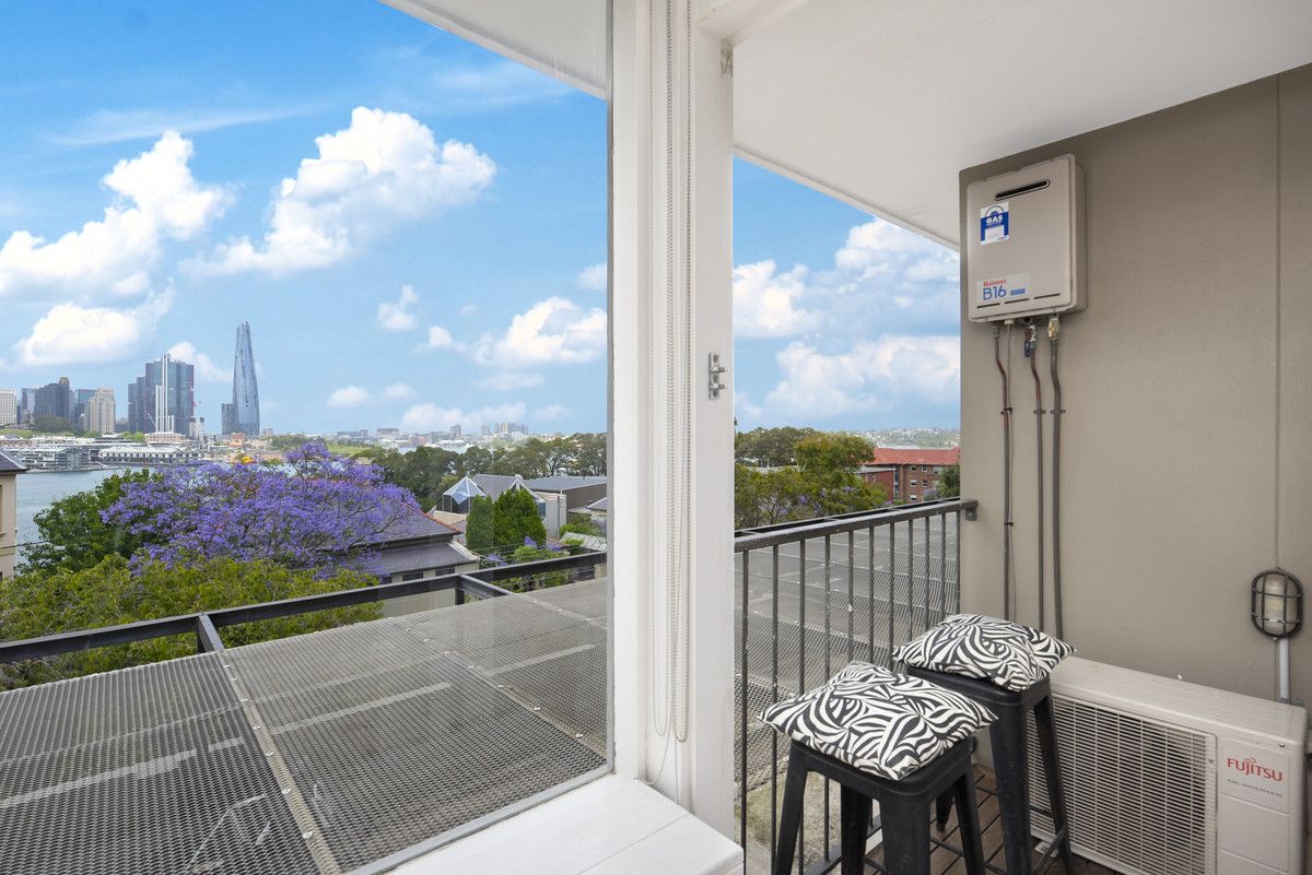 11/2-4 East Crescent Street, Mcmahons Point NSW 2060, Image 2