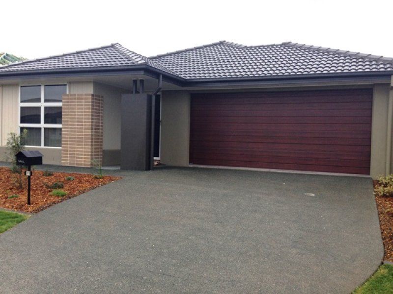 4 bedrooms House in 19 Yarrow Circuit GRIFFIN QLD, 4503