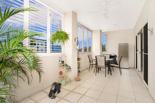 2/79 Spence Street, Cairns City QLD 4870, Image 1