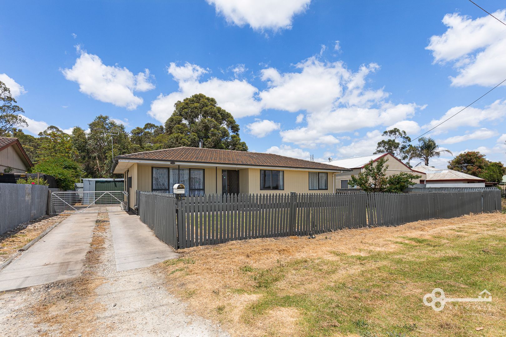 10 McEncroe Road, Tarpeena SA 5277, Image 1