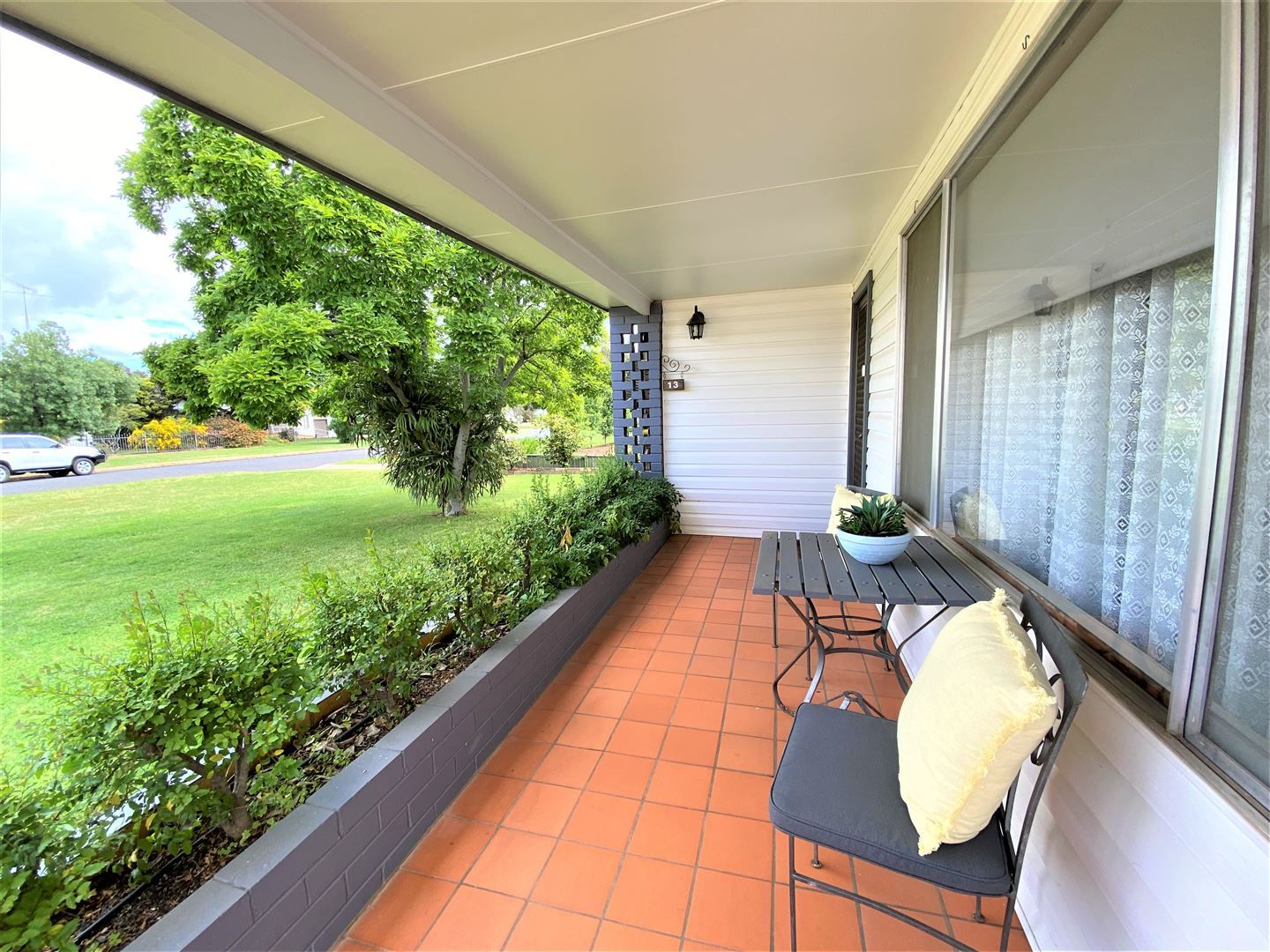 13 Gallipoli Street, Griffith NSW 2680, Image 2