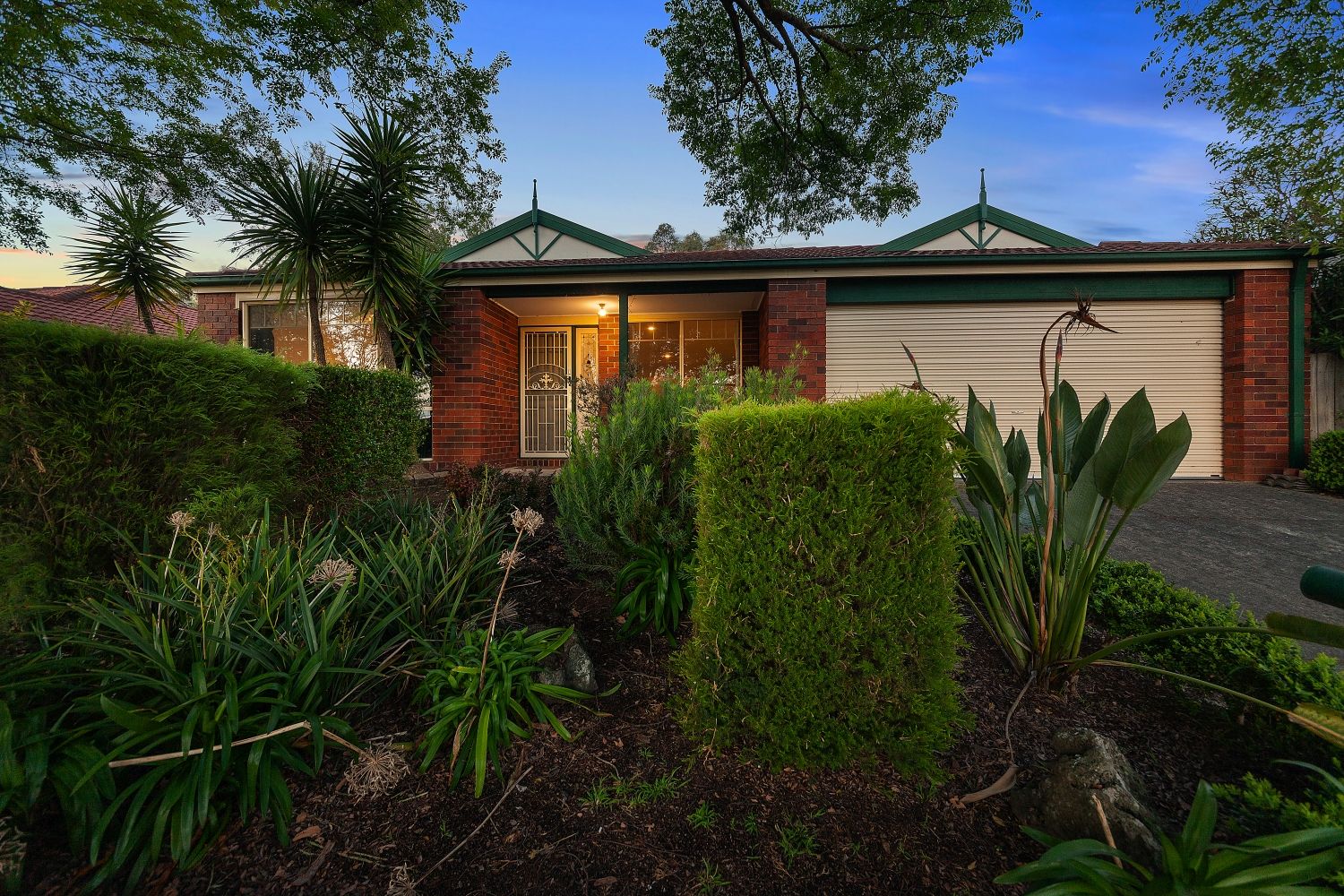 23 Haydn Place, Narre Warren South VIC 3805, Image 0