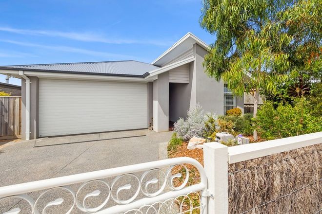 Picture of 14 Cottage Crescent, TORQUAY VIC 3228