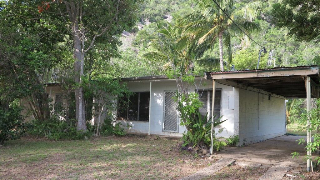 9 Kirk Street Nelly Bay, Magnetic Island QLD 4819, Image 2