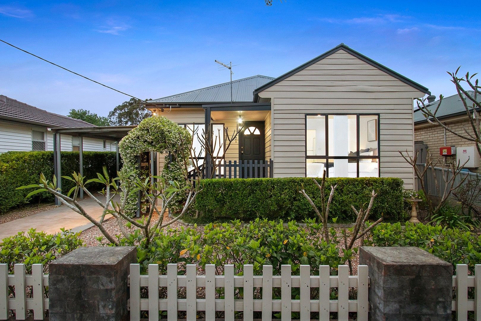 7 Bell Street, Speers Point NSW 2284, Image 0