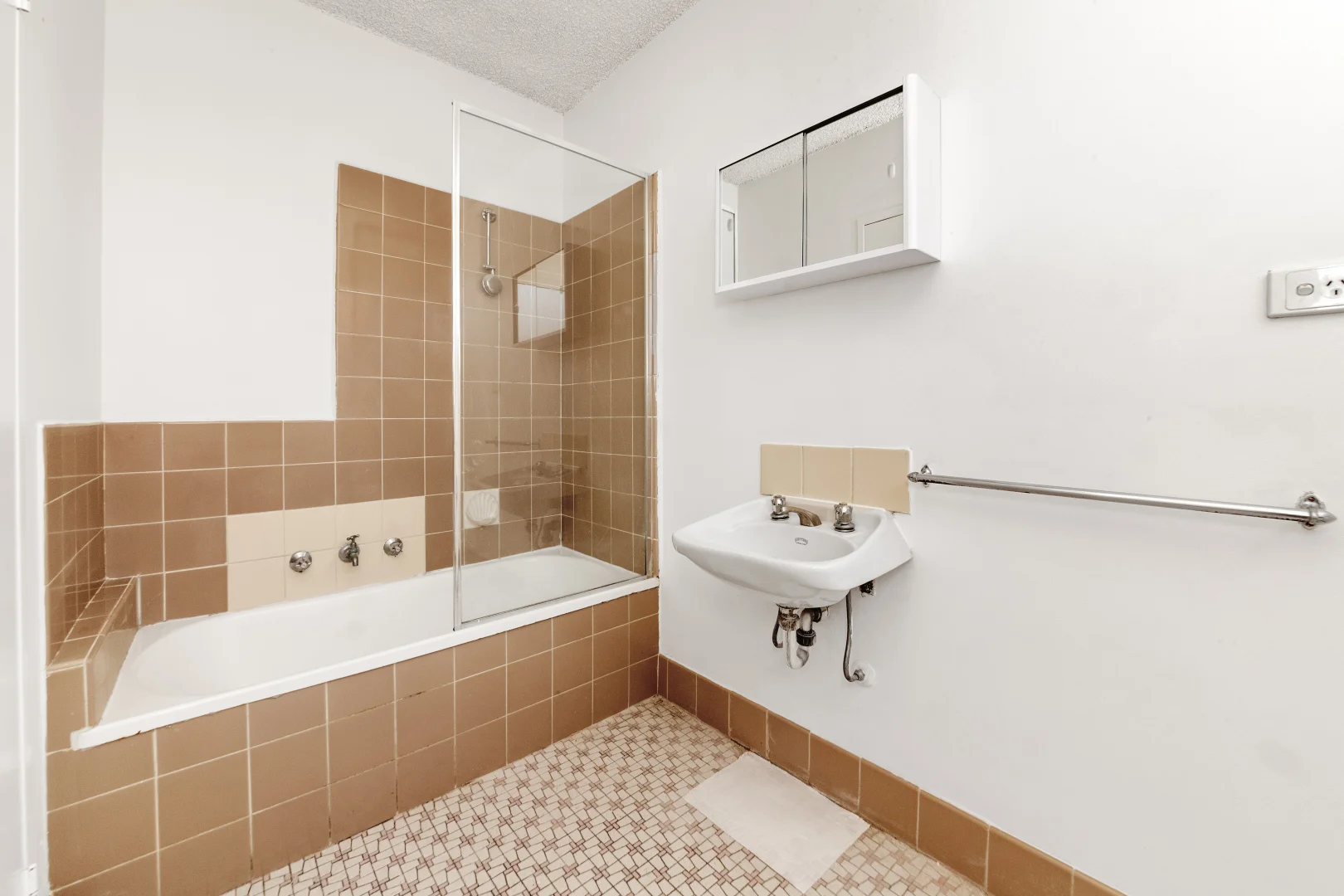 Additional image 4 of 3/61 Ulupna Road, Ormond VIC 3204