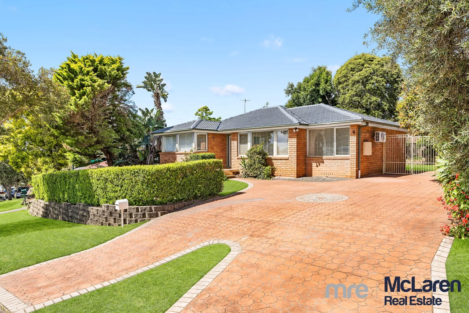 10 Jarrah Avenue, Bradbury NSW 2560