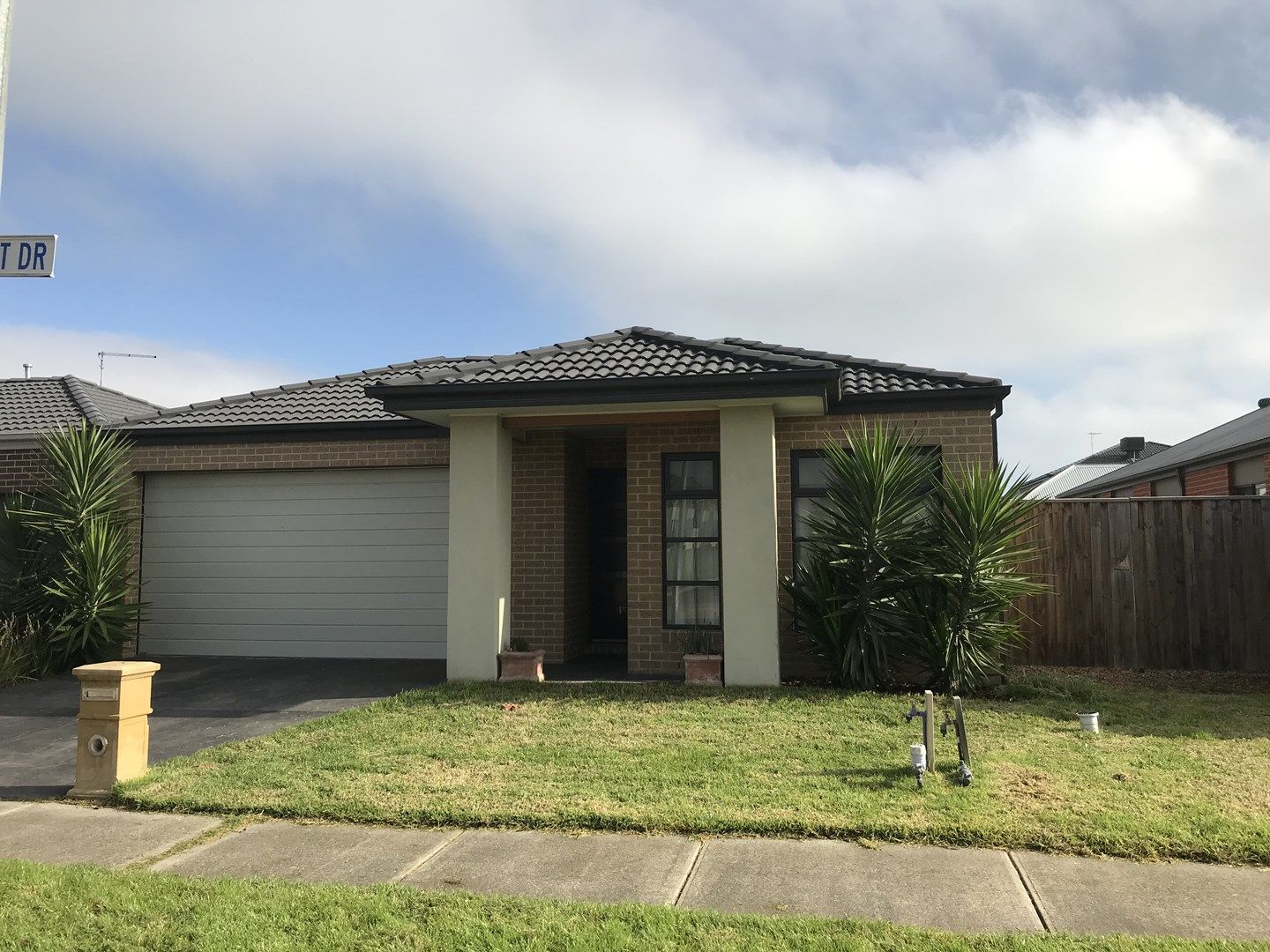 13 Double Delight Drive, Beaconsfield VIC 3807 House For Rent Domain