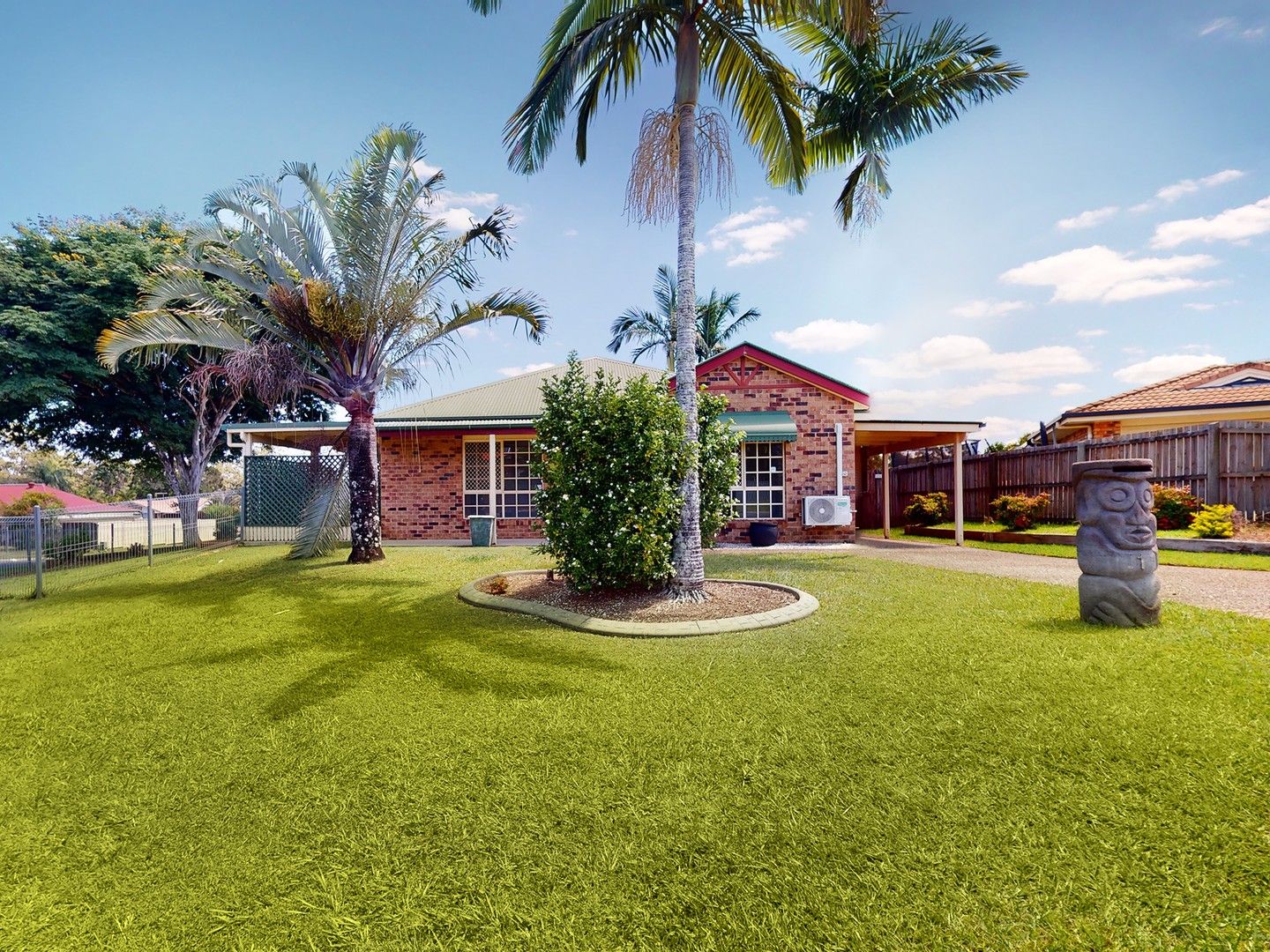 3 bedrooms House in 1 Hillgrove Court MORAYFIELD QLD, 4506