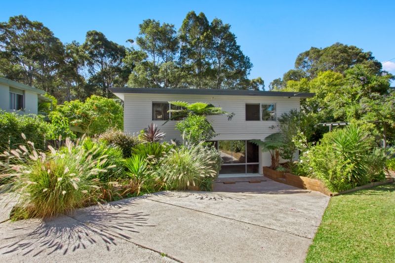 19 Youralla Avenue, Malua Bay NSW 2536, Image 0