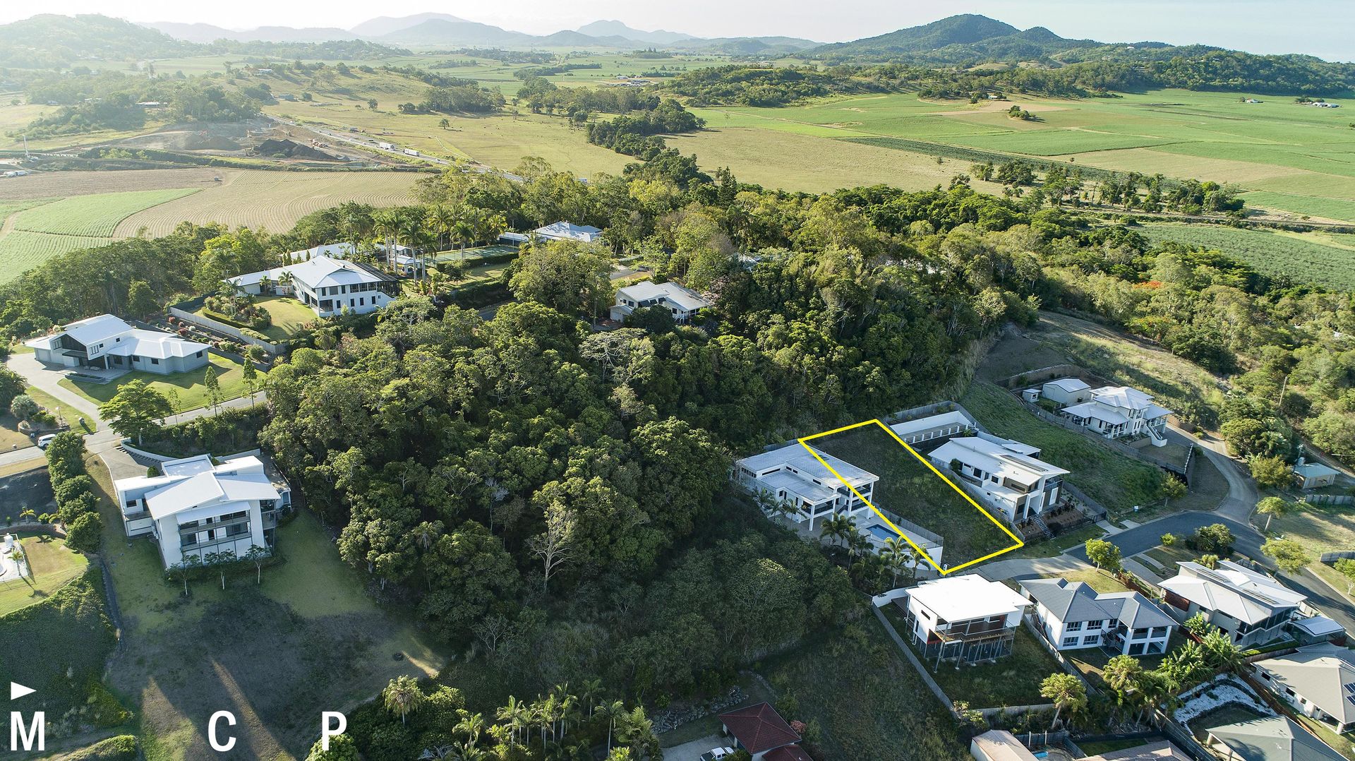 77 Cinnamon Drive, Glenella QLD 4740 Domain