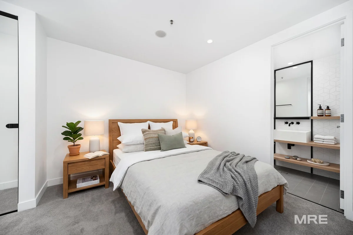 Additional image 5 of 1613/677 La Trobe Street, Docklands VIC 3008