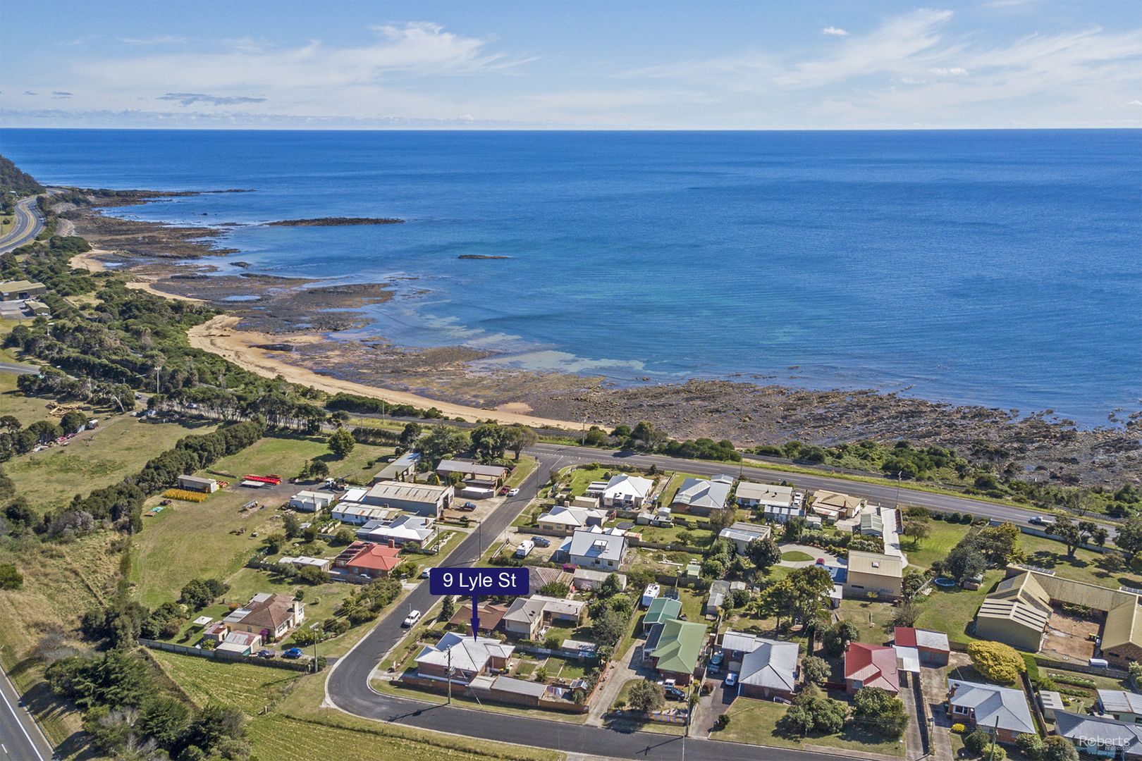 9 Lyle Street, Sulphur Creek TAS 7316, Image 1