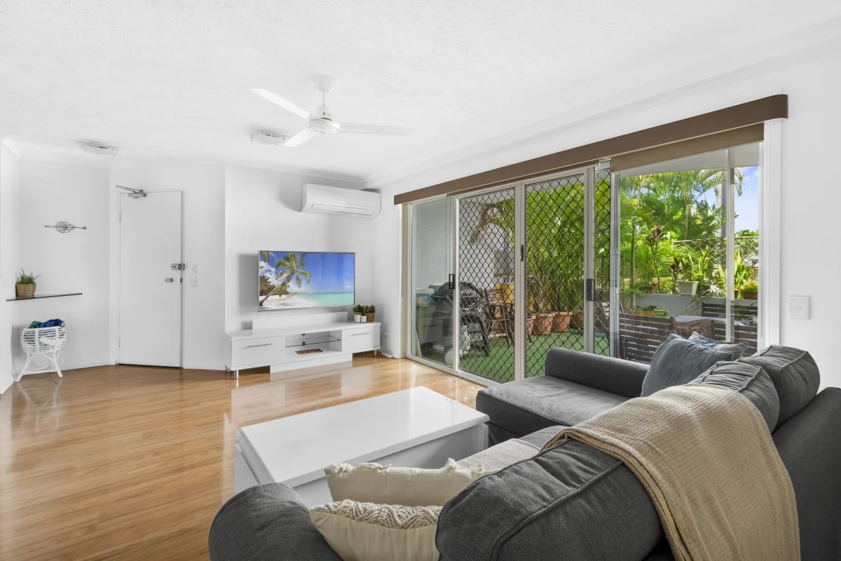 Primary image of 3/32-36 Second Avenue, Broadbeach QLD 4218