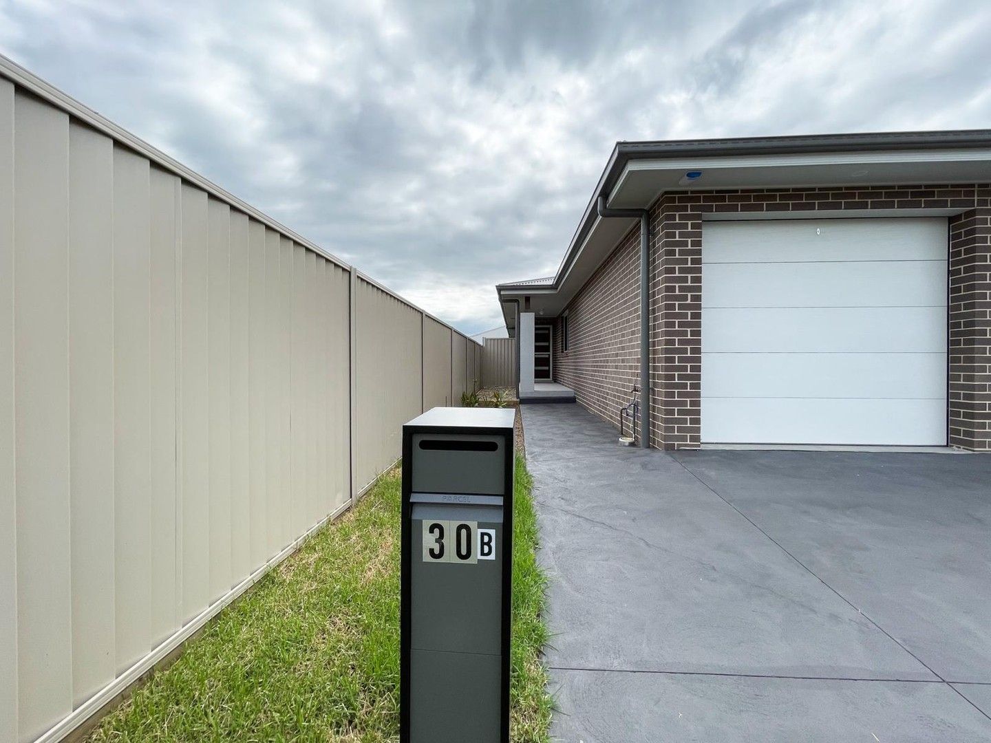 1 bedrooms House in 30B Softwood Street SPRING FARM NSW, 2570