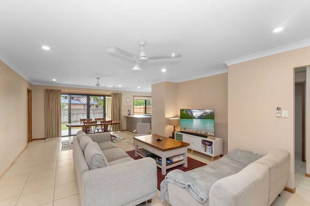 1 & 2/6 Lulu Court, Bushland Beach QLD 4818, Image 1