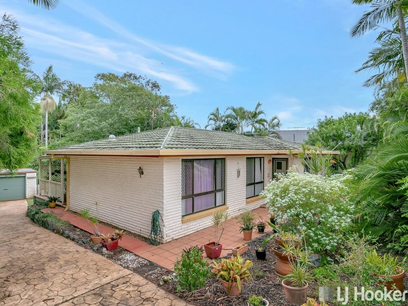 6 Penguin Street, Wellington Point QLD 4160