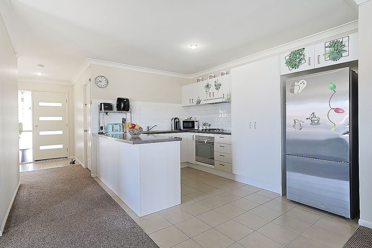 1 Lewis Crt, Lowood QLD 4311, Image 1