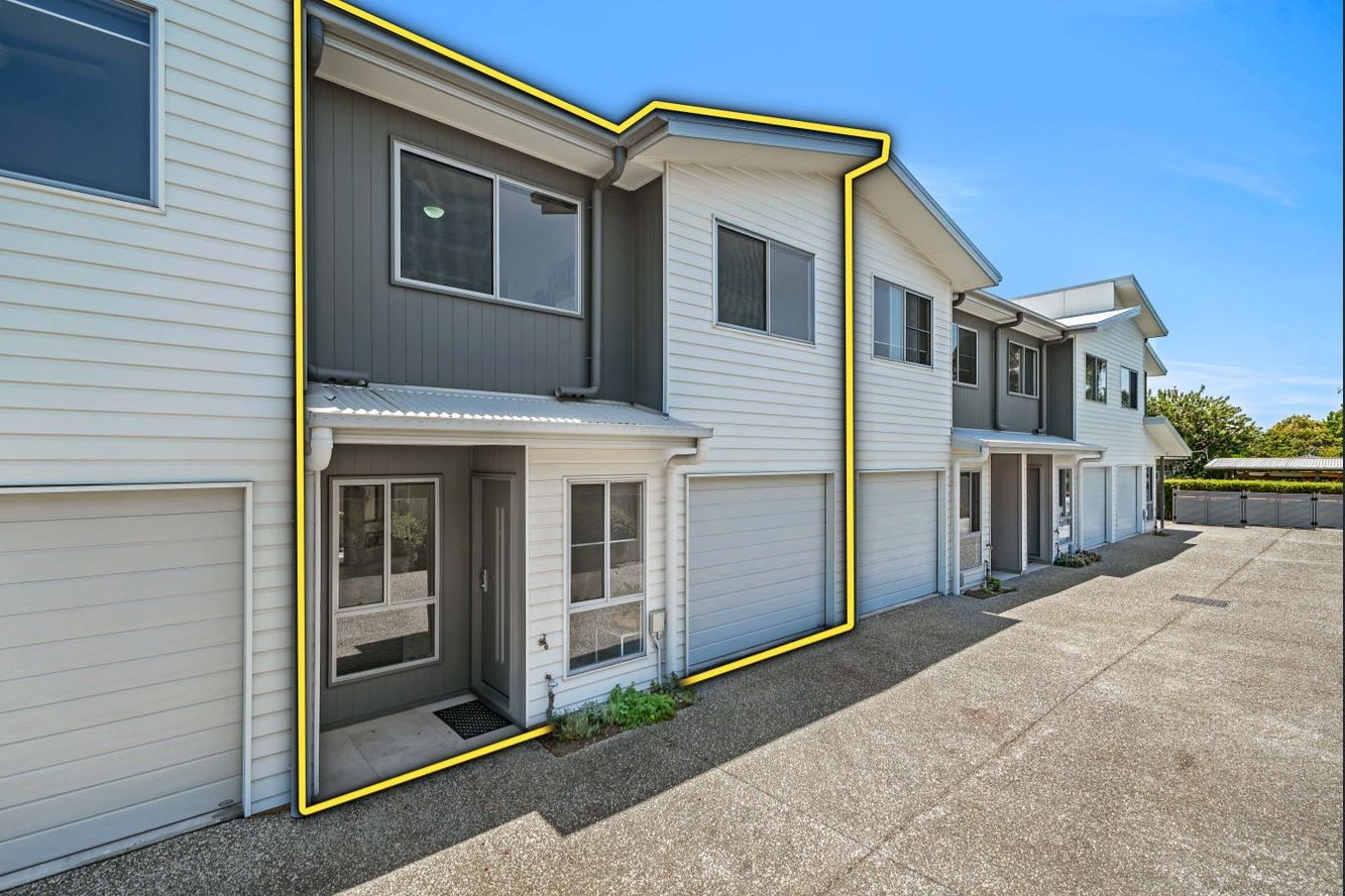 3 bedrooms Townhouse in 2/216 Victoria Avenue MARGATE QLD, 4019