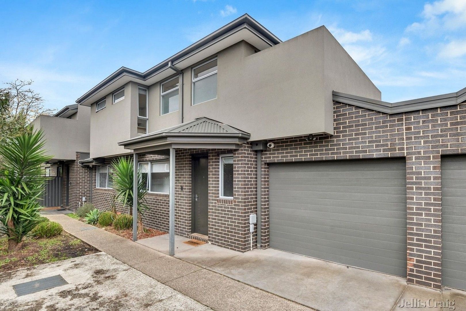 2 bedrooms Townhouse in 4/349 Gaffney Street PASCOE VALE VIC, 3044