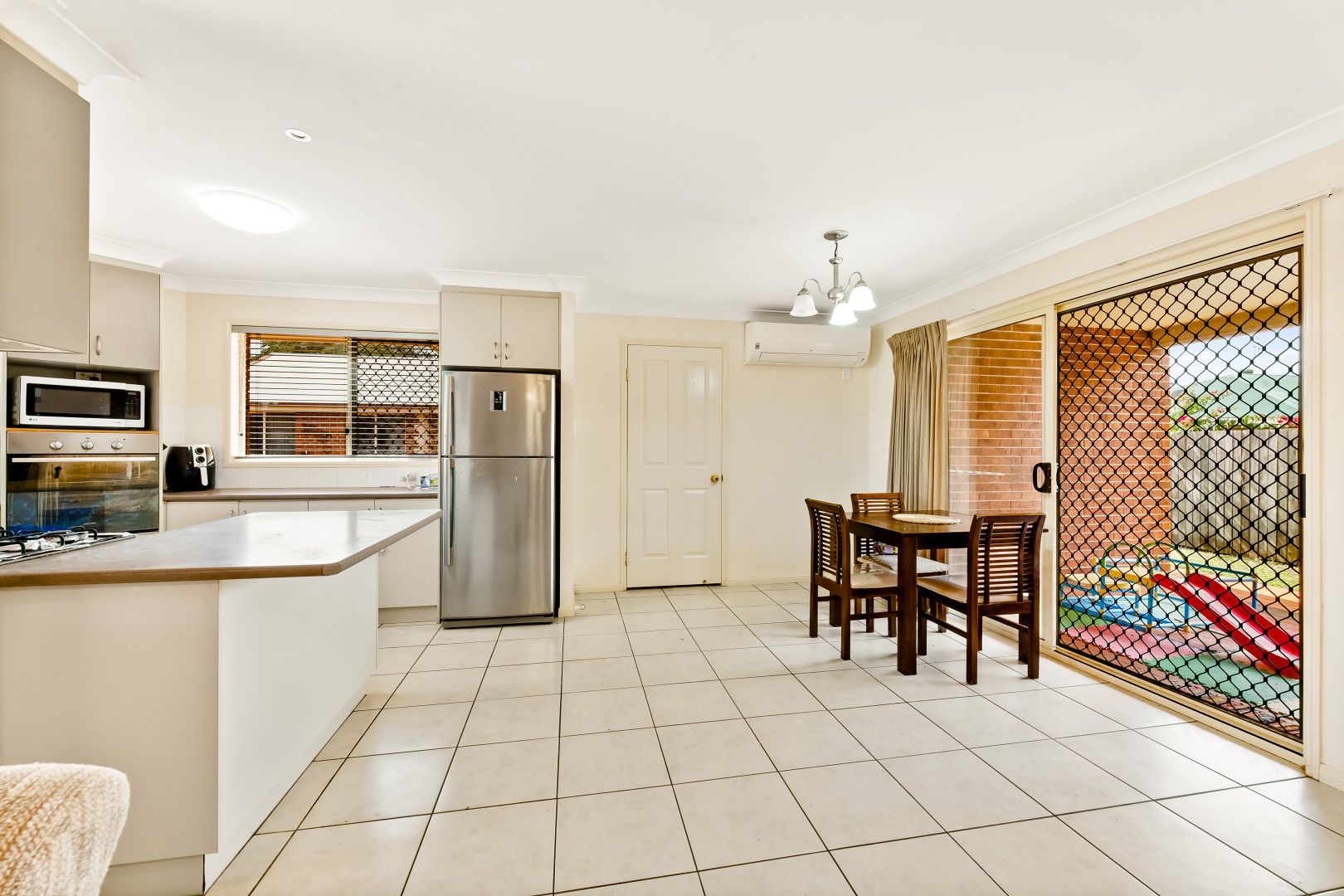 1/1 Meagan Close, Kearneys Spring QLD 4350, Image 2