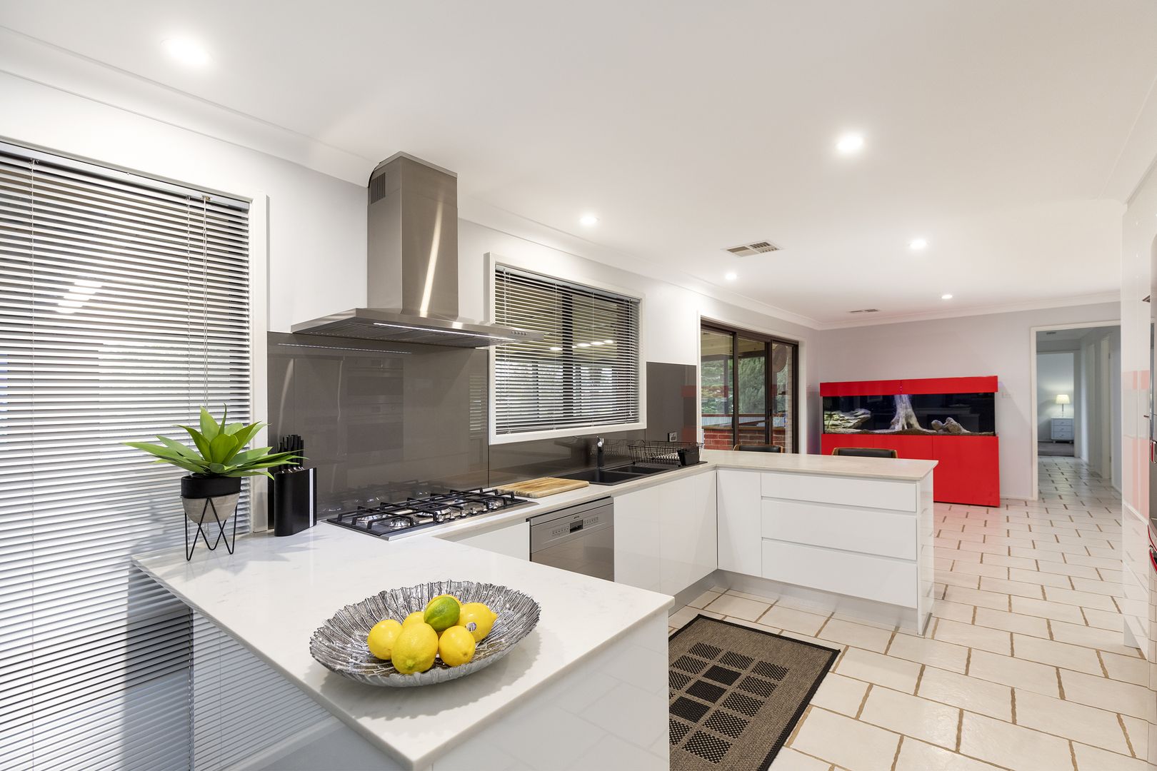 5 Barrie Close, Williamtown NSW 2318, Image 2
