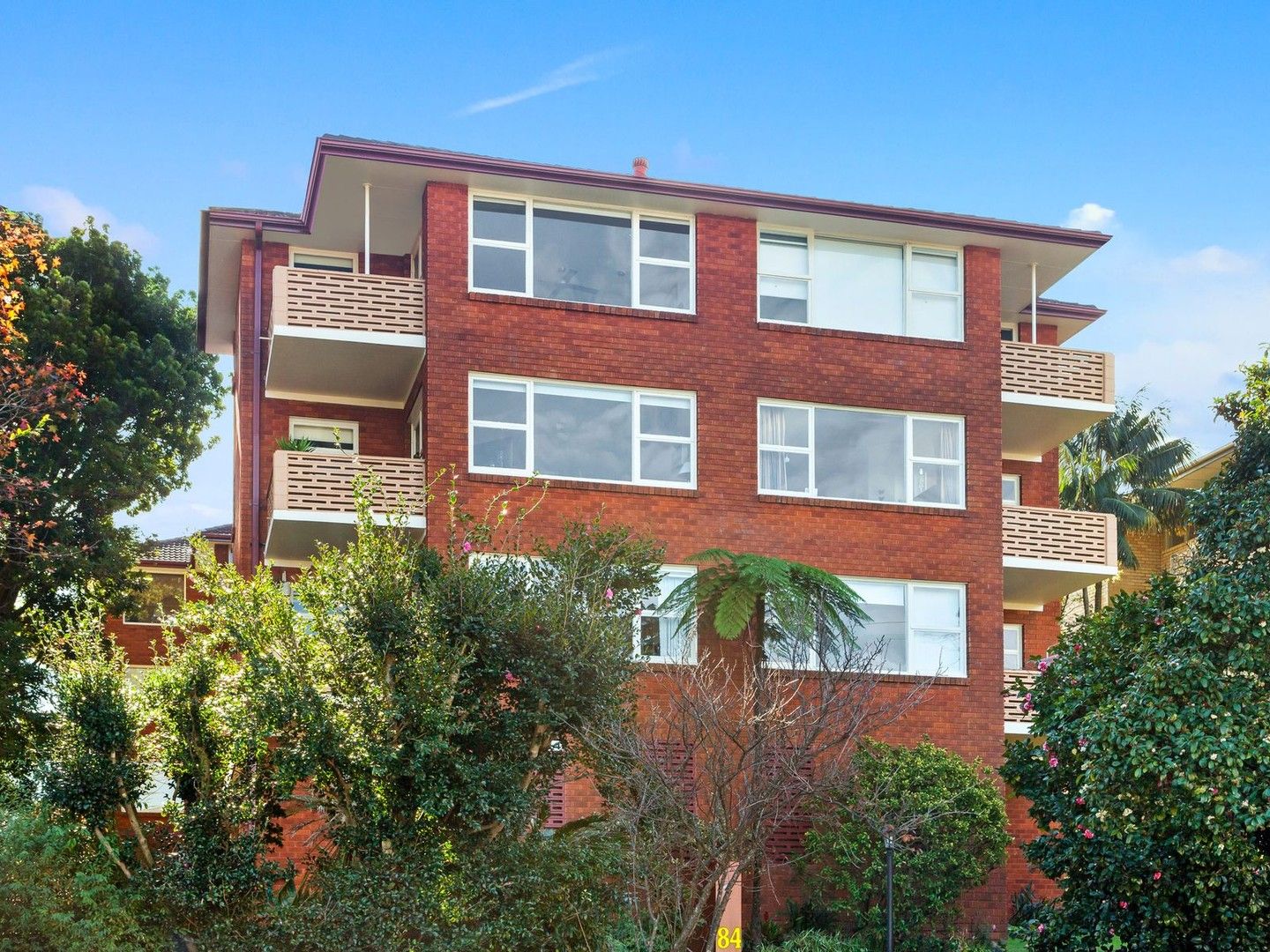 2 bedrooms Apartment / Unit / Flat in 1/84 Shirley Road WOLLSTONECRAFT NSW, 2065