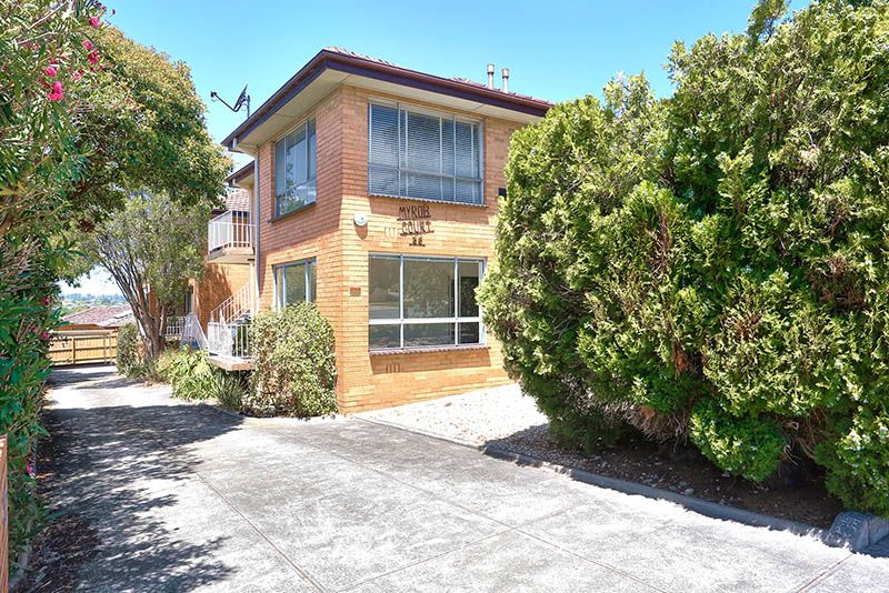 2 bedrooms Apartment / Unit / Flat in 2/86 Strathalbyn Street KEW EAST VIC, 3102