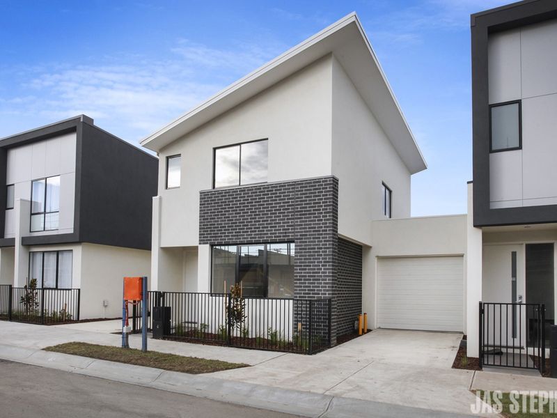 3 bedrooms Townhouse in 9 Highbury Street WEST FOOTSCRAY VIC, 3012
