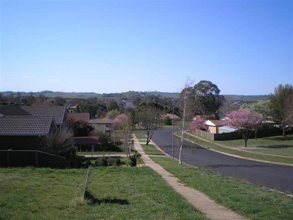 5 Athol Street, BLAYNEY NSW 2799, Image 0