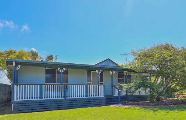 47 Wave Street, Burnett Heads QLD 4670