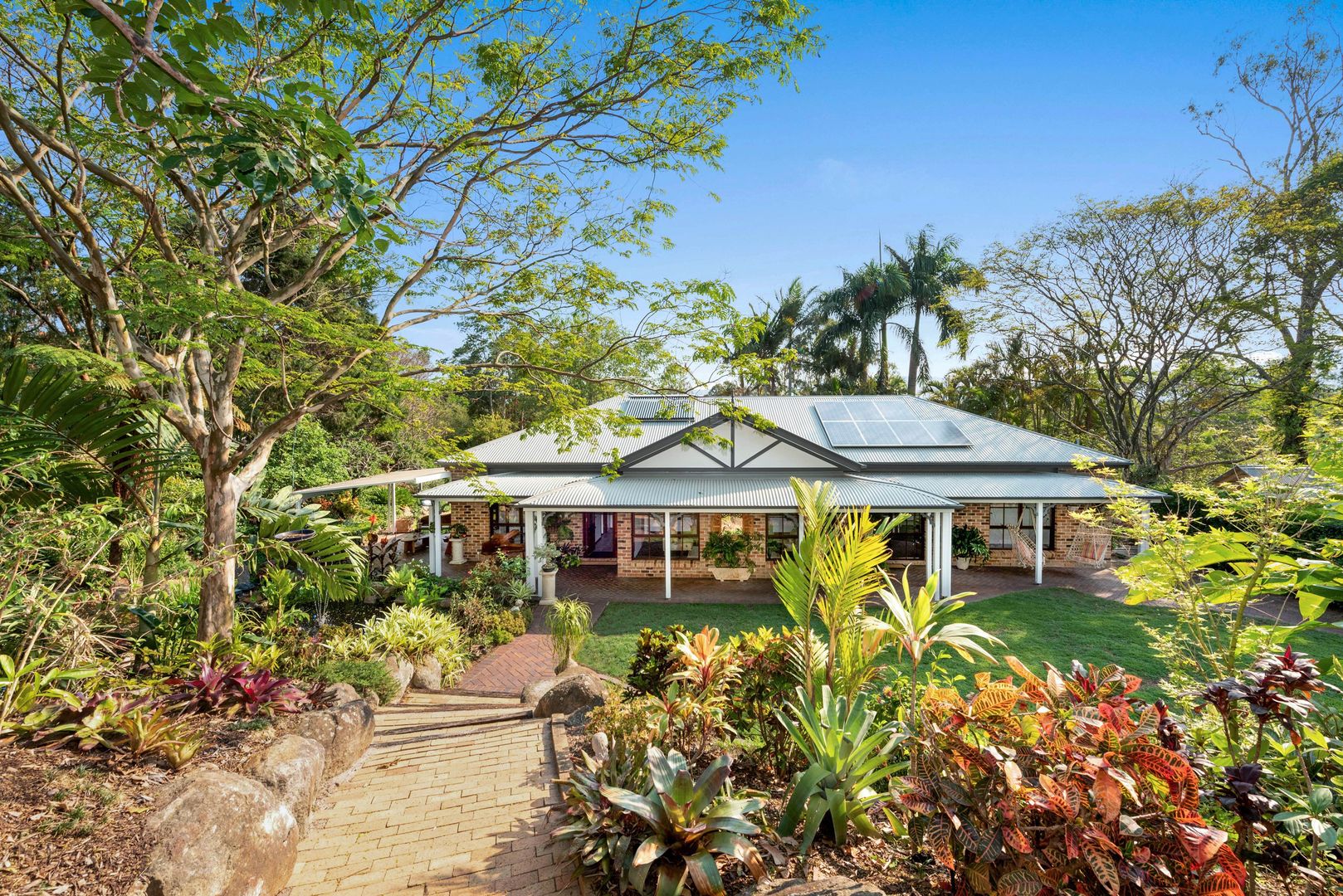 11 Pinewood Drive, Samford Valley Property History & Address Research