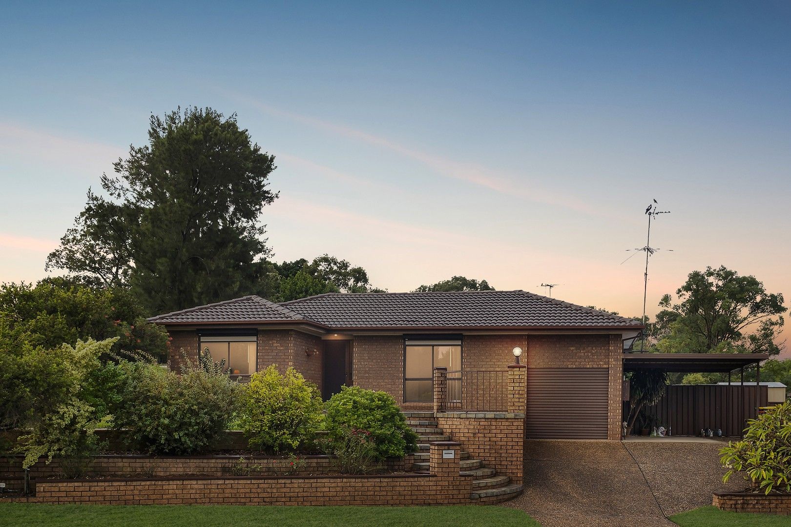 8 Fluorite Place, Eagle Vale NSW 2558, Image 0