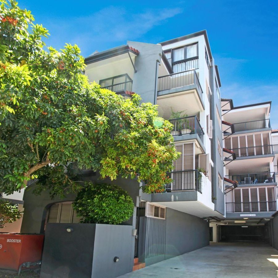 9/128 Sydney Street, New Farm Property History & Address Research