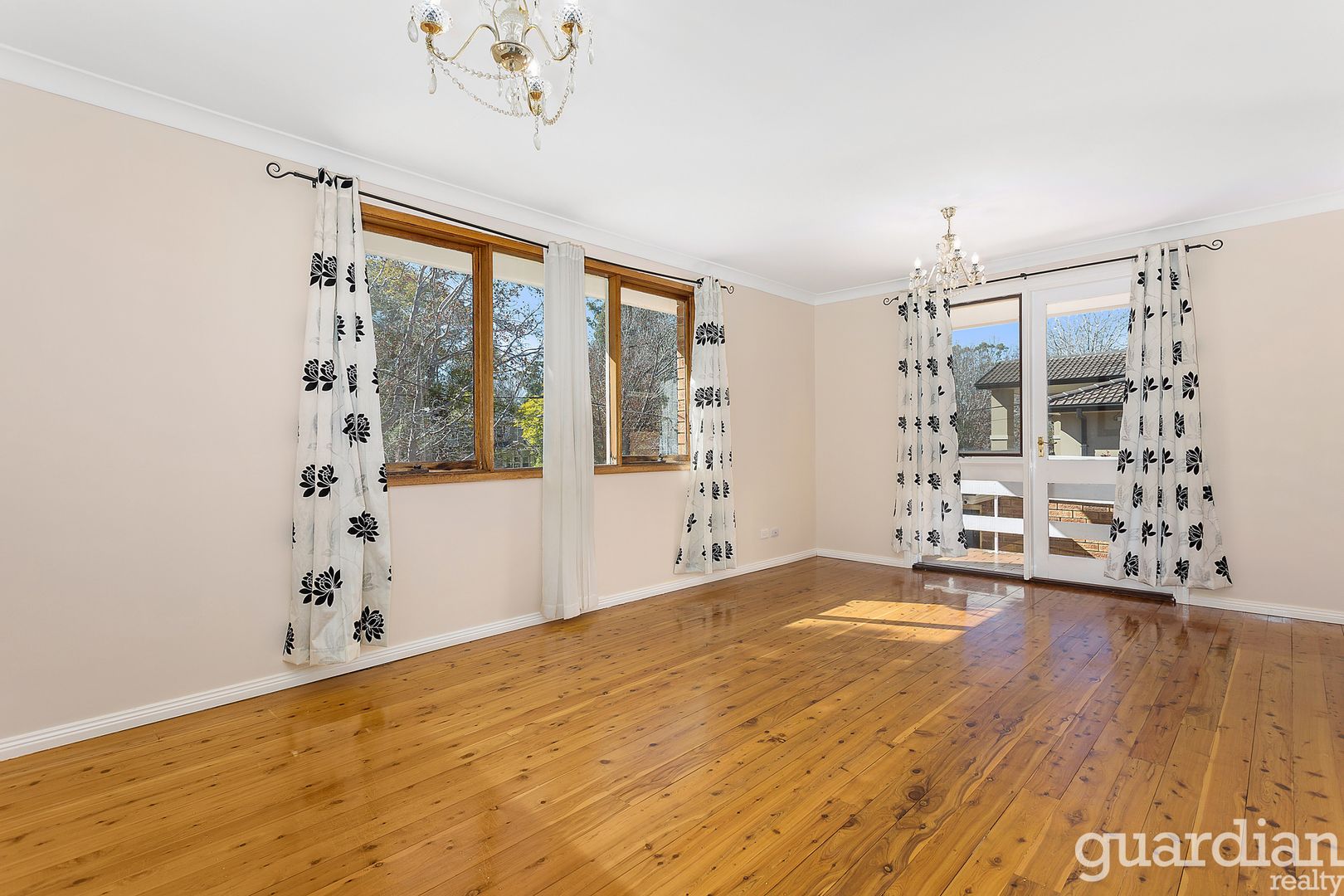 9 George Mobbs Drive, Castle Hill NSW 2154, Image 2