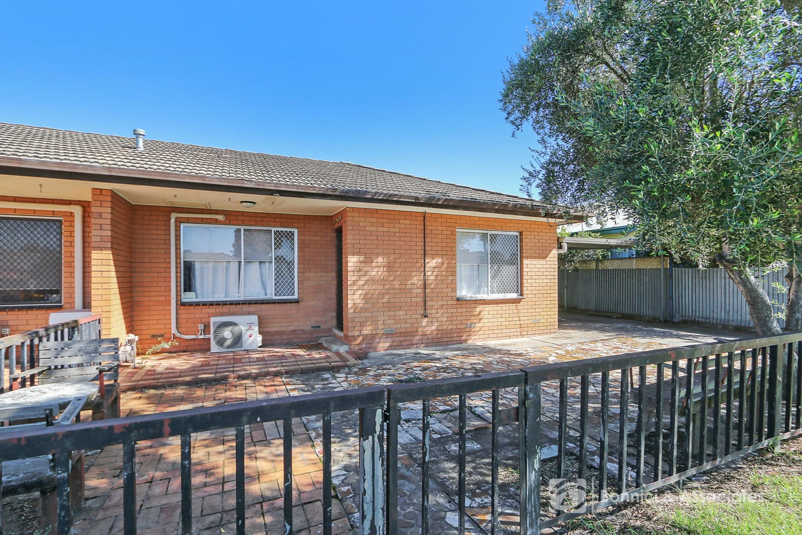 4/404 Douglas Road, Lavington NSW 2641