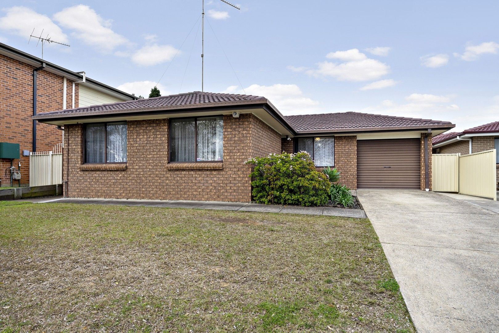 3 bedrooms House in 107 Rosenthal Street DOONSIDE NSW, 2767