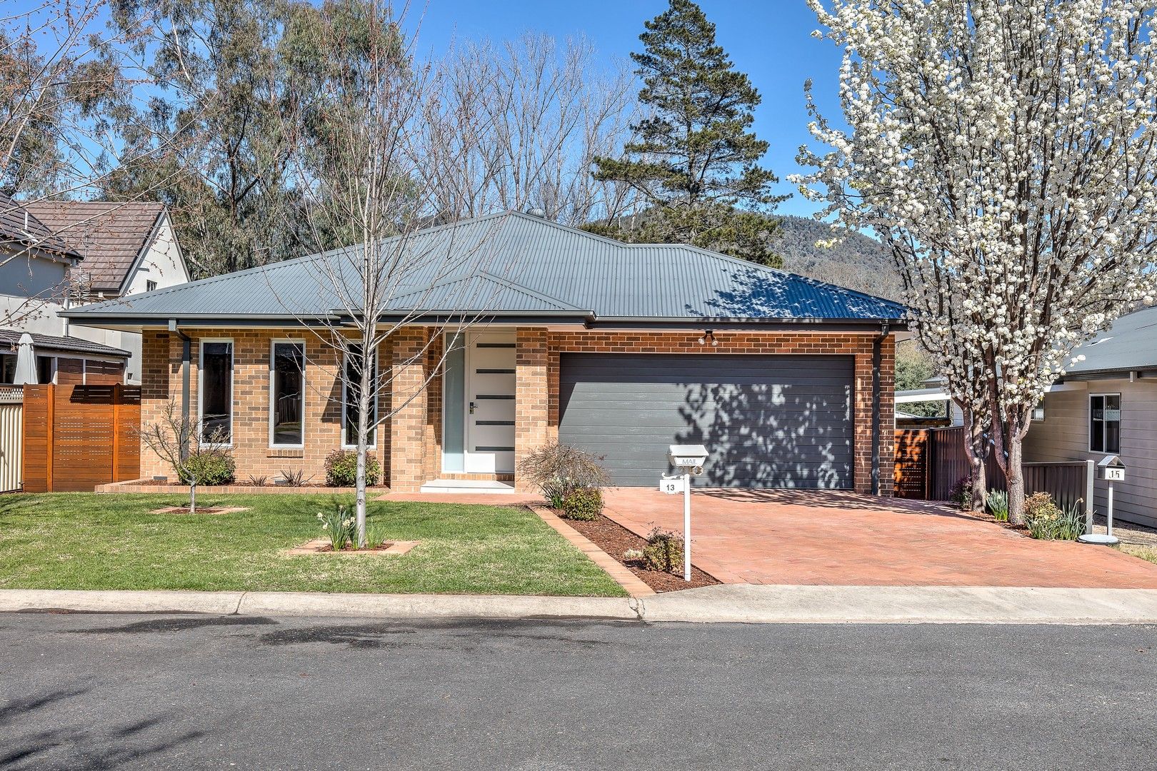 13 Georgian Court, Bright VIC 3741, Image 0