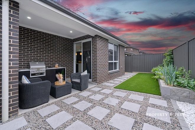 Picture of 15 Elvire Street, MARSDEN PARK NSW 2765