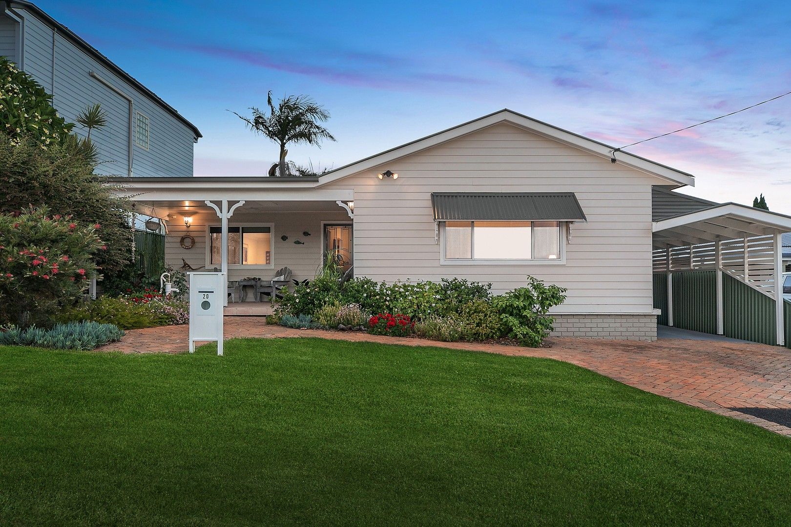 20 Alistair Avenue, Forresters Beach NSW 2260, Image 1