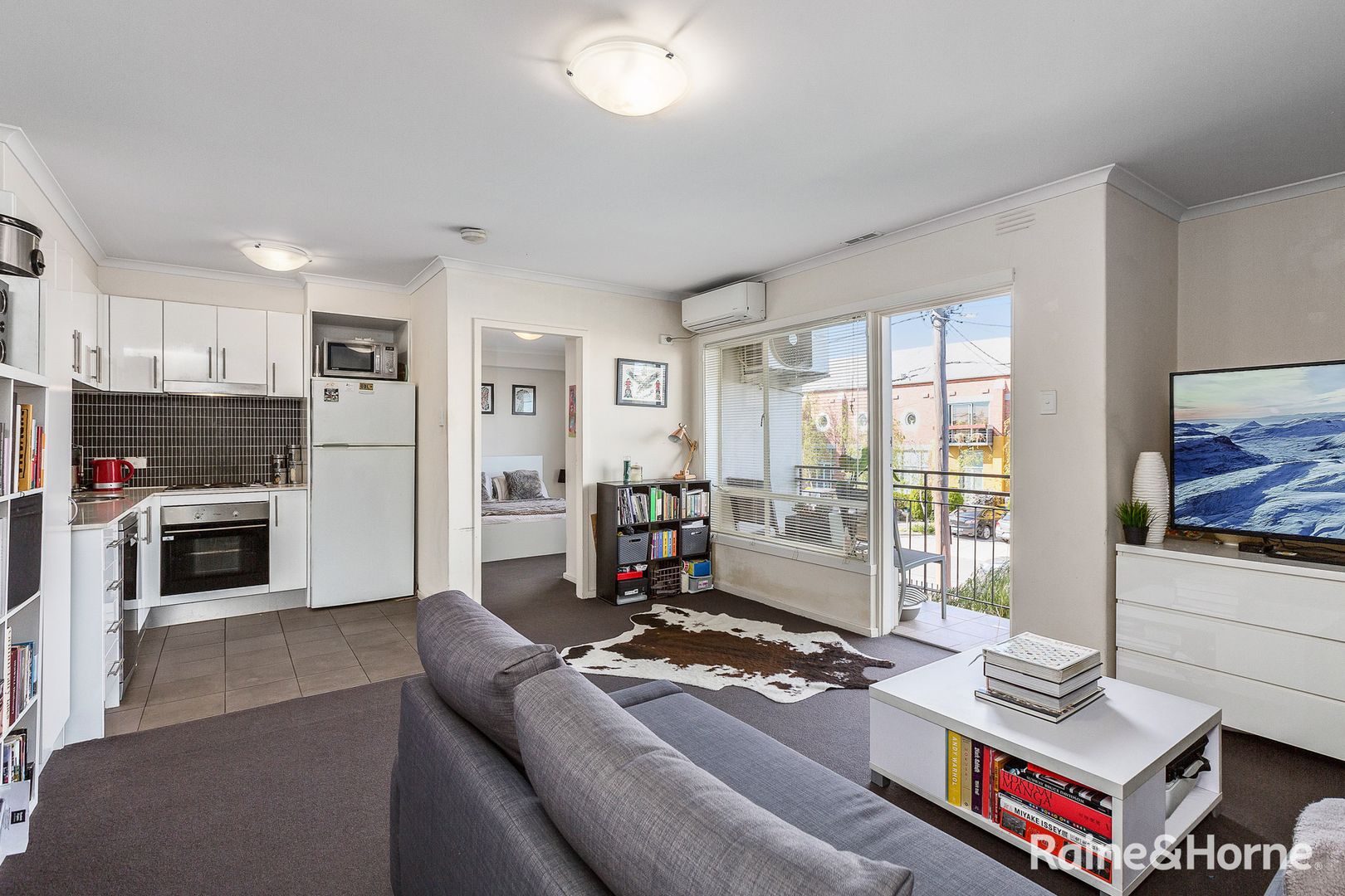 3/10 Schild Street, Yarraville VIC 3013, Image 2