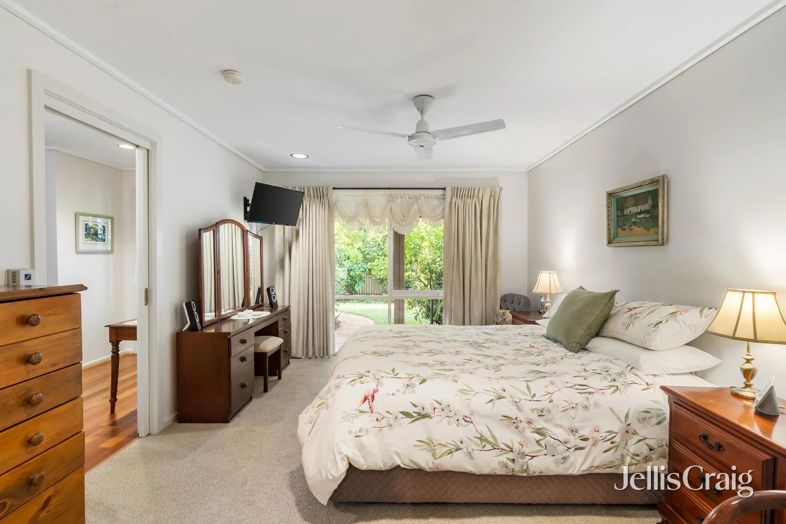 Additional image 10 of 13 Kent Court, Doncaster East VIC 3109