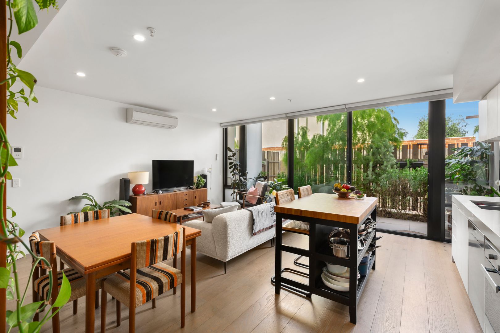 6/1A Campbell Grove, Northcote VIC 3070