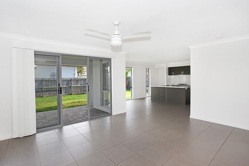 11 Peppermint Cres, Sippy Downs QLD 4556, Image 1