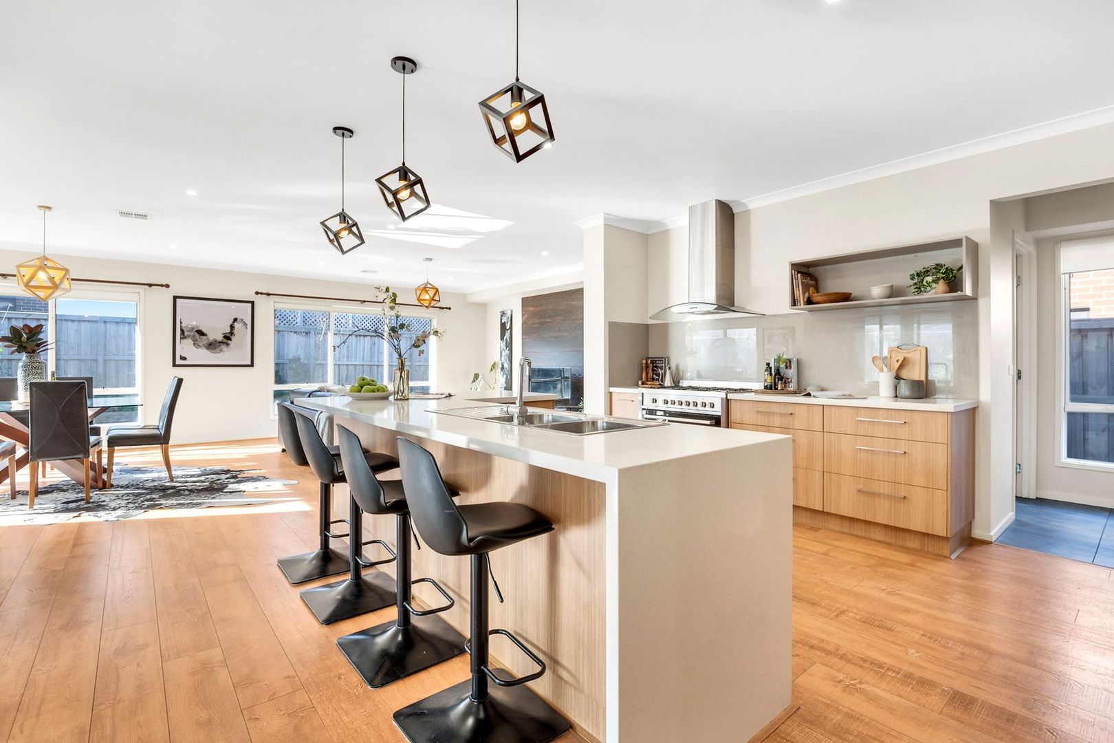 9 Strathalbyn Chase, Wollert VIC 3750 Domain