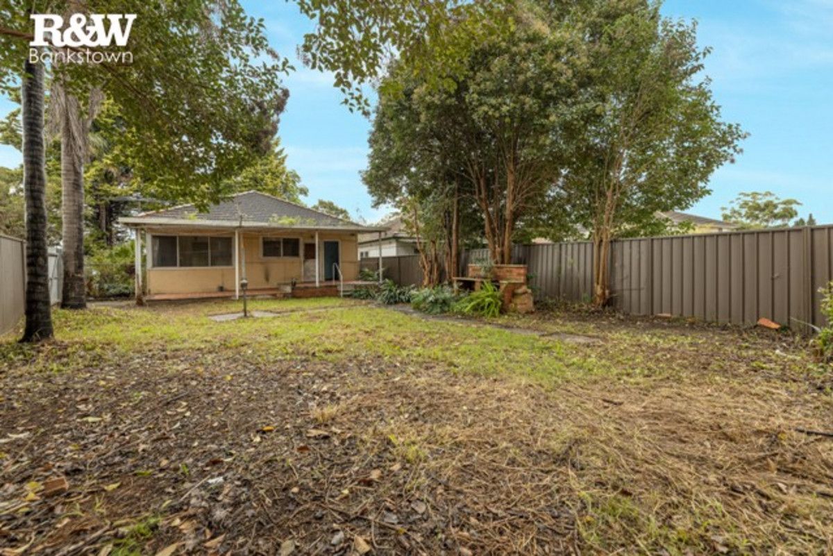 49 Wenke Crescent, Yagoona NSW 2199, Image 2