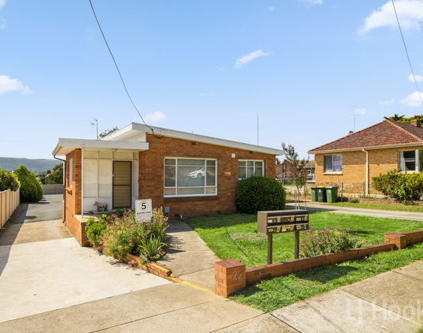 2/22 Blackall Avenue, Crestwood NSW 2620