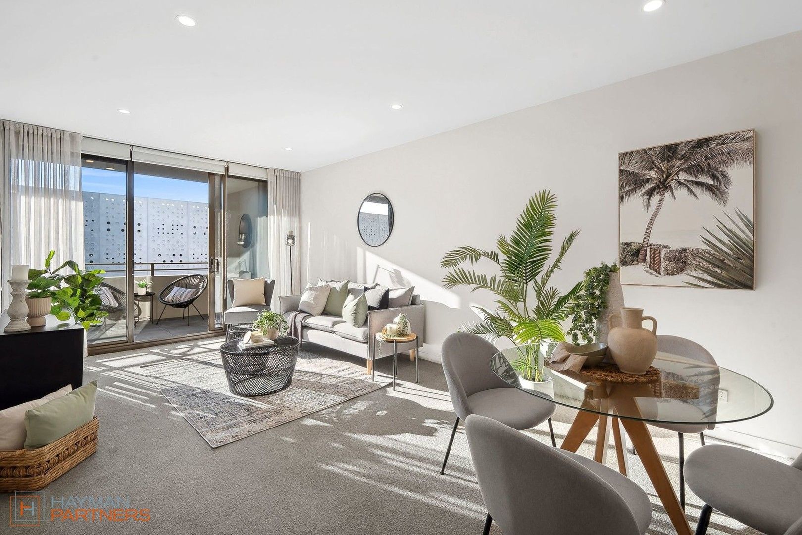 2 bedrooms Apartment / Unit / Flat in 142/46 Macquarie Street BARTON ACT, 2600