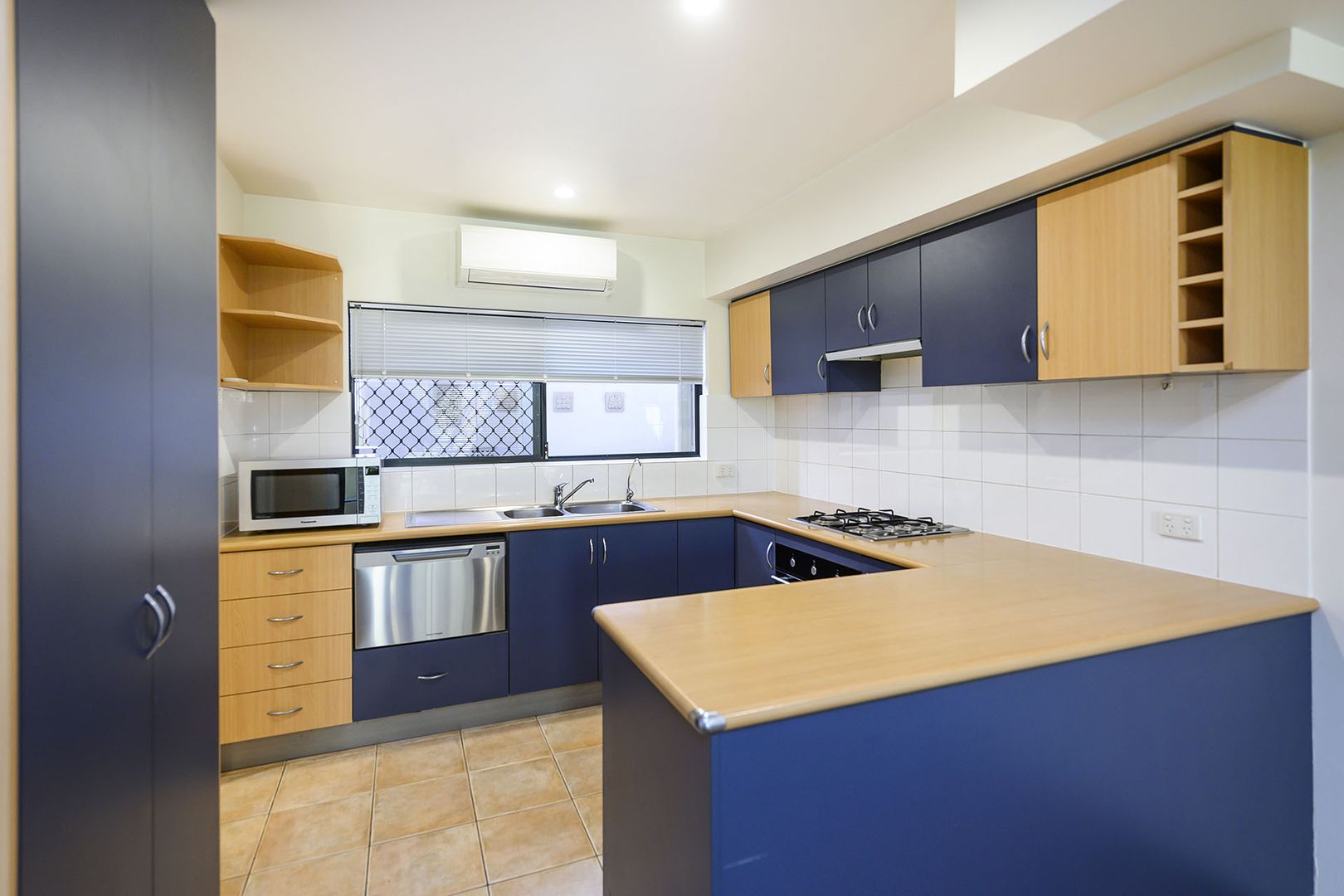 3/117 Lake Street, Perth WA 6000, Image 2