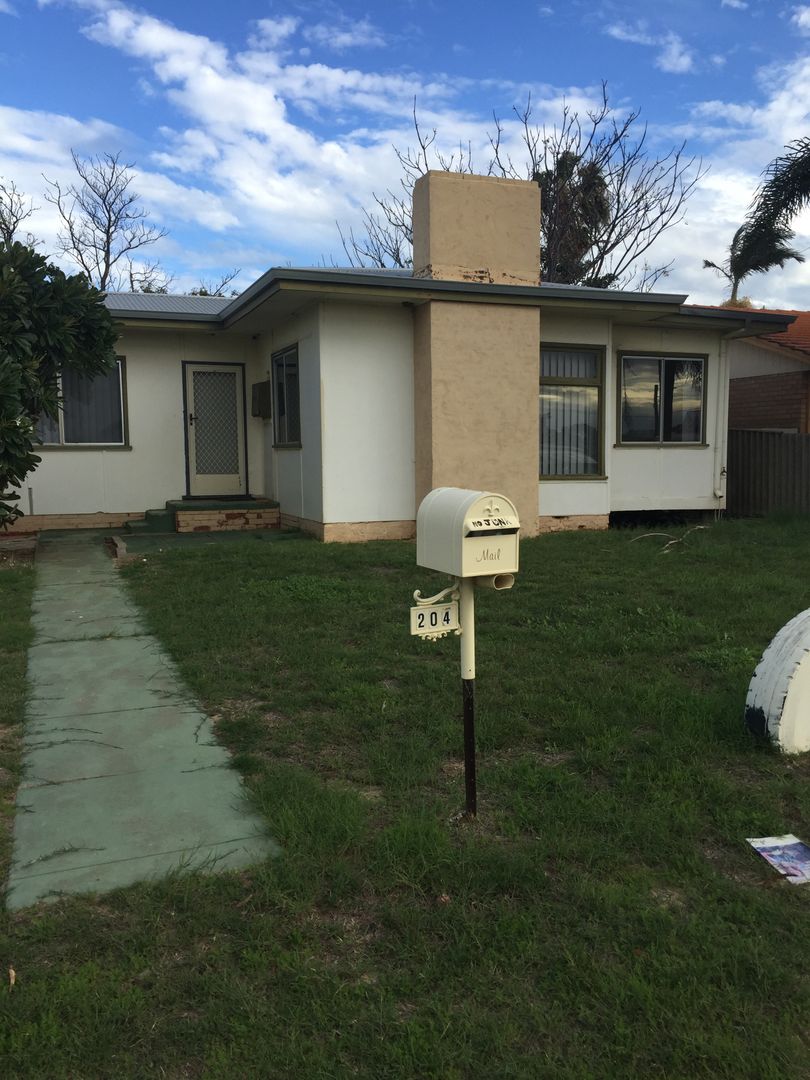 3 bedrooms House in 204 Seventh Street WONTHELLA WA, 6530